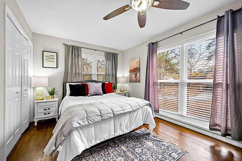 Goodkarma Rentals Refreshed Smyrna Home Near Battery Atl Half Mile To Interstate Atlanta Dış mekan fotoğraf