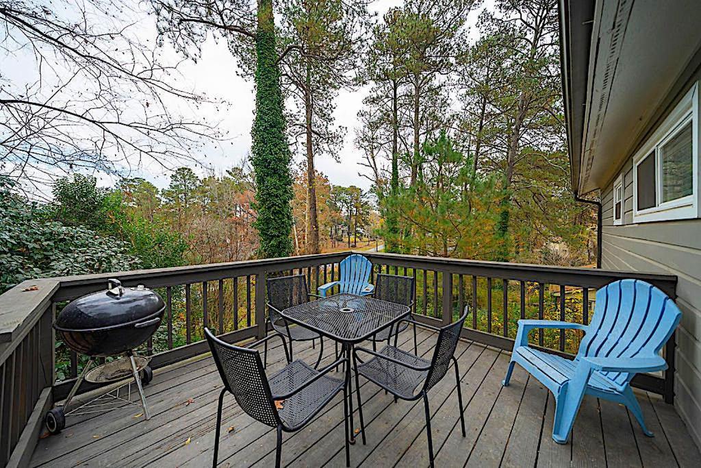 Goodkarma Rentals Refreshed Smyrna Home Near Battery Atl Half Mile To Interstate Atlanta Dış mekan fotoğraf